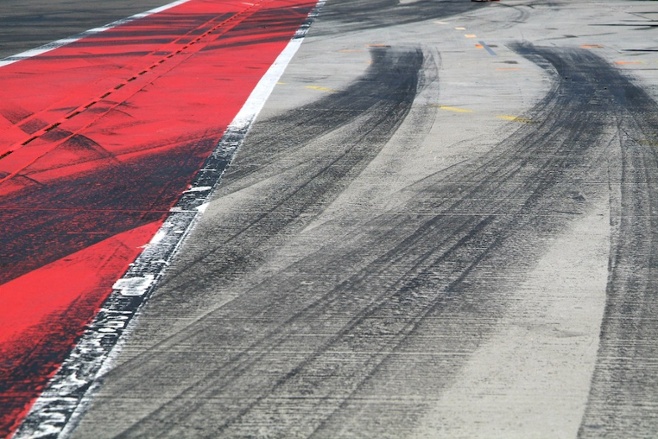 STS supplies pressure sensors to customers from the world of motorsport, including participants in Formula 1 and NASCAR. 