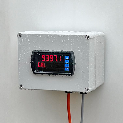 Brine Storage Tank Non-Invasive Radar Level Transmitter